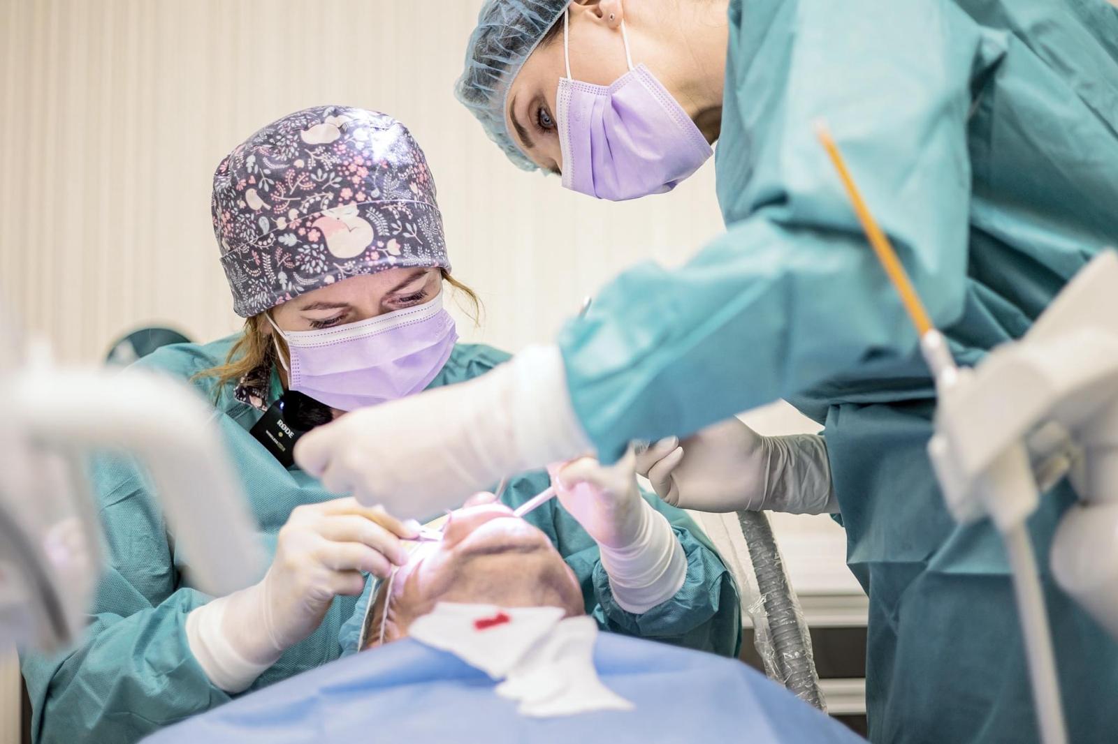 Curriculum perioimplantologiczne | XIII EDYCJA - PAŹDZIERNIK 2025